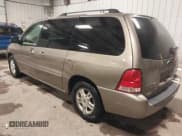 ✅ 2006 Ford Freestar SEL • VIN: 2FMZA52296BA30035 • Lot: 42402220. Wystawiony na IAAI z przebiegiem 147 820 mil. Bezpłatny archiwum sprzedaży aukcyjnych z USA i szczegółowy raport historii pojazdu na DreamBid. Zdjęcie 3.