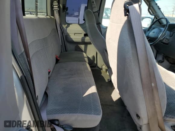 ✅ 2001 Ford F-150 XL • VIN: 1FTRX17L41KF48422 • Lot: 67605465. Listed on Copart with Not provided. Free auction sales archive from the USA and detailed vehicle history report at DreamBid. Image 10.