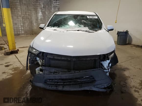 ✅ 2022 Chevrolet Traverse LS • VIN: 1GNEVLKW6NJ172911 • Lot: 41827235. Wystawiony na Copart z przebiegiem 36 577 mil. Bezpłatny archiwum sprzedaży aukcyjnych z USA i szczegółowy raport historii pojazdu na DreamBid. Zdjęcie 5.