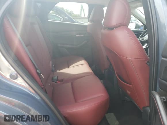 ✅ 2025 Mazda CX-30 S Preferred • VIN: 3MVDMBCM0SM841296 • Лот: 68531205. Опубликован ранее на Copart с пробегом 625 миль. Бесплатный доступ к архиву аукционных продаж из США и подробный отчёт об истории автомобиля на DreamBid. Изображение 11.