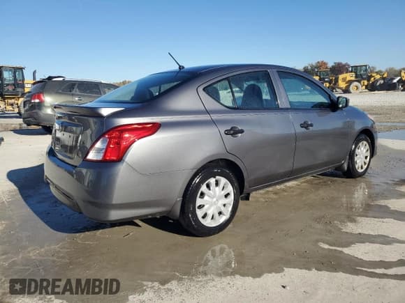 ✅ 2017 Nissan Versa SV • VIN: 3N1CN7AP3HL804569 • Lot: 91131185. Listed on Copart with 98,977 mi. Free auction sales archive from the USA and detailed vehicle history report at DreamBid. Image 3.