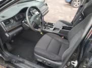 ✅ 2015 Toyota Camry LE • VIN: 4T4BF1FK0FR508333 • Lot: 92103385. Wystawiony na Copart z przebiegiem 86 155 mil. Bezpłatny archiwum sprzedaży aukcyjnych z USA i szczegółowy raport historii pojazdu na DreamBid. Zdjęcie 7.