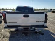 ✅ 2005 Chevrolet Silverado 2500HD LS • VIN: 1GCHK23275F851139 • Lot: 86620585. Wystawiony na Copart z przebiegiem Nie podano. Bezpłatny archiwum sprzedaży aukcyjnych z USA i szczegółowy raport historii pojazdu na DreamBid. Zdjęcie 6.