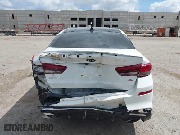 ✅ 2019 Kia Optima S • VIN: 5XXGT4L36KG356375 • Lot: 42664616. Wystawiony na IAAI z przebiegiem 74 245 mil. Bezpłatny archiwum sprzedaży aukcyjnych z USA i szczegółowy raport historii pojazdu na DreamBid. Zdjęcie 16.