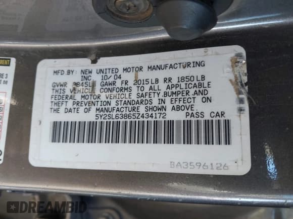 ✅ 2005 Pontiac Vibe • VIN: 5Y2SL63865Z434172 • Lot: 43886482. Wystawiony na IAAI z przebiegiem 172 046 mil. Bezpłatny archiwum sprzedaży aukcyjnych z USA i szczegółowy raport historii pojazdu na DreamBid. Zdjęcie 9.