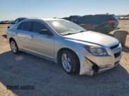 ✅ 2011 Chevrolet Malibu 1LS • VIN: 1G1ZB5E11BF237430 • Lot: 90737165. Wystawiony na Copart z przebiegiem 100 783 mil. Bezpłatny archiwum sprzedaży aukcyjnych z USA i szczegółowy raport historii pojazdu na DreamBid. Zdjęcie 4.