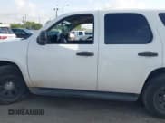 ✅ 2013 Chevrolet Tahoe Commercial • VIN: 1GNLC2E06DR273218 • Lot: 42459013. Wystawiony na IAAI z przebiegiem 181 495 mil. Bezpłatny archiwum sprzedaży aukcyjnych z USA i szczegółowy raport historii pojazdu na DreamBid. Zdjęcie 15.