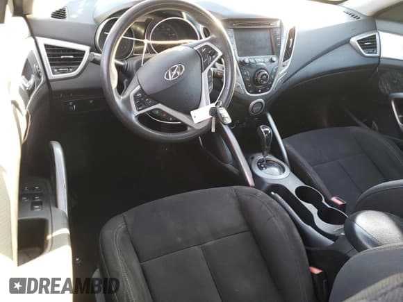 ✅ 2013 Hyundai Veloster w/Gray Int • VIN: KMHTC6AD8DU173672 • Lot: 77358624. Wystawiony na Copart z przebiegiem 139 053 mil. Bezpłatny archiwum sprzedaży aukcyjnych z USA i szczegółowy raport historii pojazdu na DreamBid. Zdjęcie 8.