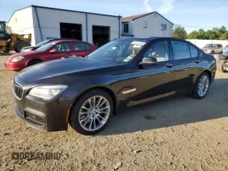 ✅ 2015 BMW 7 Series 750i xDrive • VIN: WBAYB6C52FD225476 • Lot: 70341525. Listed on Copart with 195,684 mi. Free auction sales archive from the USA and detailed vehicle history report at DreamBid. Image 1.