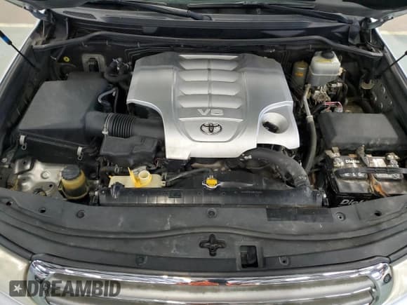 ✅ 2008 Toyota Land Cruiser • VIN: JTMHY05J684000585 • Lot: 72753584. Listed on Copart with 393,625 mi. Free auction sales archive from the USA and detailed vehicle history report at DreamBid. Image 12.