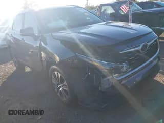 ✅ 2024 Toyota Highlander XLE • VIN: 5TDKDRAH1RS536939 • Lot: 43449517. Listed on IAAI with 48,019 mi. Free auction sales archive from the USA and detailed vehicle history report at DreamBid. Image 1.