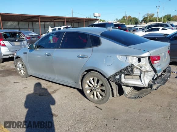 ✅ 2017 Kia Optima LX • VIN: 5XXGT4L36HG148361 • Lot: 43533989. Wystawiony na IAAI z przebiegiem 104 624 mil. Bezpłatny archiwum sprzedaży aukcyjnych z USA i szczegółowy raport historii pojazdu na DreamBid. Zdjęcie 3.