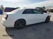 ✅ 2021 Chrysler 300 S • VIN: 2C3CCABT0MH512008 • Лот: 57463345. Опубликован ранее на Copart с пробегом 49 726 миль. Бесплатный доступ к архиву аукционных продаж из США и подробный отчёт об истории автомобиля на DreamBid. Изображение 3.