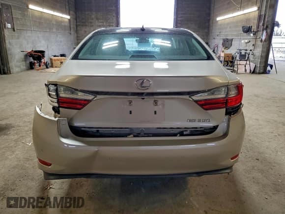 ✅ 2016 Lexus ES 330 • VIN: 58ABK1GG1GU033415 • Lot: 93966195. Listed on Copart with 51,628 mi. Free auction sales archive from the USA and detailed vehicle history report at DreamBid. Image 6.