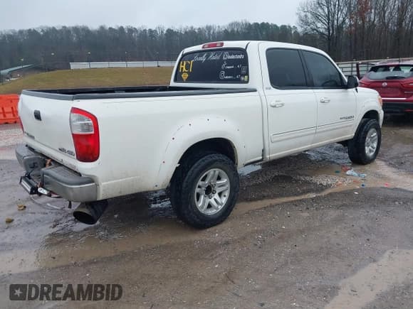✅ 2005 Toyota Tundra SR5 • VIN: 5TBDT44175S478853 • Lot: 41567392. Wystawiony na IAAI z przebiegiem 314 689 mil. Bezpłatny archiwum sprzedaży aukcyjnych z USA i szczegółowy raport historii pojazdu na DreamBid. Zdjęcie 4.