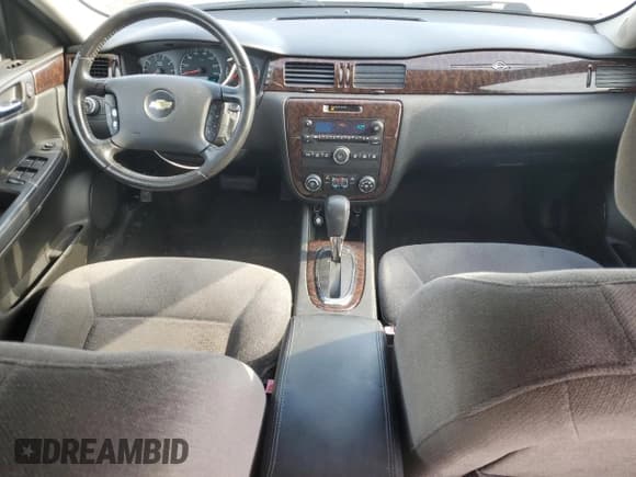 ✅ 2014 Chevrolet Impala LT • VIN: 2G1WB5E35E1160223 • Лот: 78786164. Опубликован ранее на Copart с пробегом 229 040 миль. Бесплатный доступ к архиву аукционных продаж из США и подробный отчёт об истории автомобиля на DreamBid. Изображение 8.