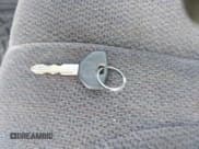 ✅ 2000 Dodge Dakota • VIN: 1B7GL22X1YS740359 • Lot: 42430964. Wystawiony na IAAI z przebiegiem 213 435 mil. Bezpłatny archiwum sprzedaży aukcyjnych z USA i szczegółowy raport historii pojazdu na DreamBid. Zdjęcie 11.