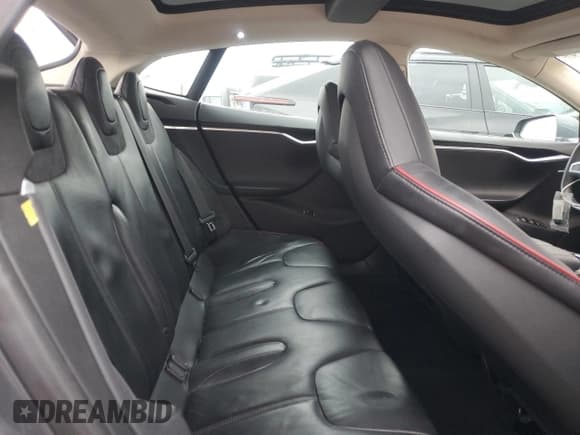 ✅ 2014 Tesla Model S 60 • VIN: 5YJSA1H19EFP35853 • Lot: 92117395. Listed on Copart with 108,284 mi. Free auction sales archive from the USA and detailed vehicle history report at DreamBid. Image 10.