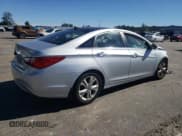 ✅ 2013 Hyundai Sonata SE • VIN: 5NPEC4AC0DH541118 • Lot: 75230094. Listed on Copart with 129,401 mi. Free auction sales archive from the USA and detailed vehicle history report at DreamBid. Image 3.