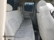 ✅ 2000 Chevrolet Silverado 1500 LS • VIN: 1GCEC19V3YZ144389 • Лот: 56088224. Опубликован ранее на Copart с пробегом 266 339 миль. Бесплатный доступ к архиву аукционных продаж из США и подробный отчёт об истории автомобиля на DreamBid. Изображение 10.