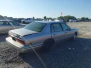 ✅ 1996 Buick Park Avenue • VIN: 1G4CW52K4TH608631 • Лот: 42715515. Опубликован ранее на IAAI с пробегом 264 703 миль. Бесплатный доступ к архиву аукционных продаж из США и подробный отчёт об истории автомобиля на DreamBid. Изображение 4.