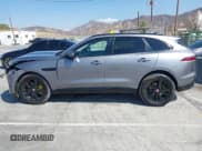 ✅ 2021 Jaguar F-Pace S • VIN: SADCJ2EUXMA664263 • Lot: 43190075. Wystawiony na IAAI z przebiegiem 49 567 mil. Bezpłatny archiwum sprzedaży aukcyjnych z USA i szczegółowy raport historii pojazdu na DreamBid. Zdjęcie 14.