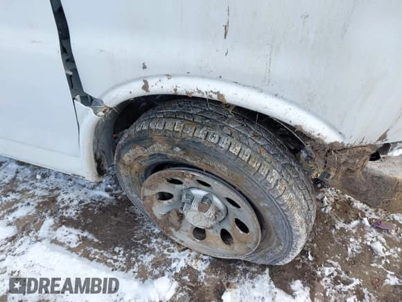 ✅ 2010 Chevrolet Express Cargo • VIN: 1GCUGADX6A1154119 • Lot: 41608254. Listed on IAAI with 156,816 mi. Free auction sales archive from the USA and detailed vehicle history report at DreamBid. Image 19.