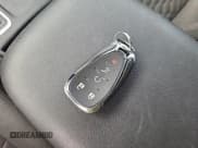 ✅ 2021 Chevrolet Equinox LT • VIN: 2GNAXJEV6M6105480 • Лот: 42294667. Опубликован ранее на IAAI с пробегом 83 856 миль. Бесплатный доступ к архиву аукционных продаж из США и подробный отчёт об истории автомобиля на DreamBid. Изображение 1.