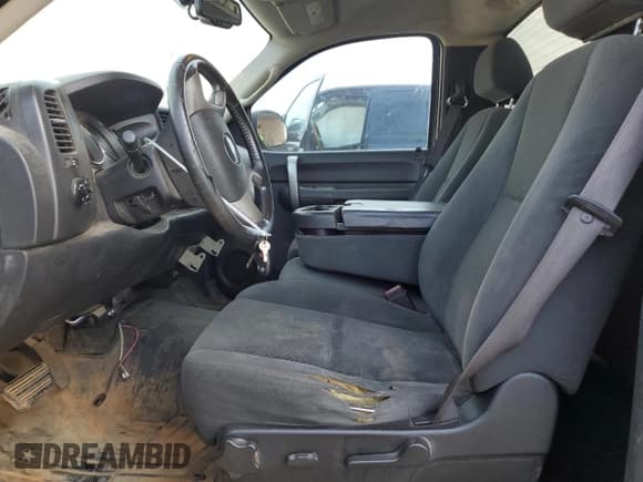 ✅ 2008 Chevrolet Silverado 1500 1LT • VIN: 1GCEK140X8Z266942 • Lot: 61259725. Listed on Copart with 202,867 mi. Free auction sales archive from the USA and detailed vehicle history report at DreamBid. Image 7.
