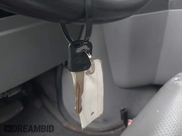 ✅ 2009 Ford Econoline Cargo Commercial • VIN: 1FTNE24W09DA82562 • Lot: 42701633. Listed on IAAI with 214,815 mi. Free auction sales archive from the USA and detailed vehicle history report at DreamBid. Image 11.