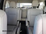 ✅ 2015 Toyota Highlander Limited • VIN: 5TDYKRFH6FS083535 • Lot: 84465525. Wystawiony na Copart z przebiegiem 61 970 mil. Bezpłatny archiwum sprzedaży aukcyjnych z USA i szczegółowy raport historii pojazdu na DreamBid. Zdjęcie 10.