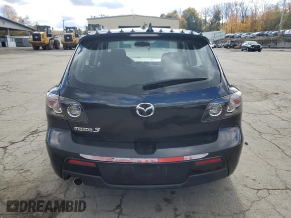 ✅ 2007 Mazda 3 S Sport • VIN: JM1BK143671724163 • Lot: 87085935. Wystawiony na Copart z przebiegiem 179 714 mil. Bezpłatny archiwum sprzedaży aukcyjnych z USA i szczegółowy raport historii pojazdu na DreamBid. Zdjęcie 6.
