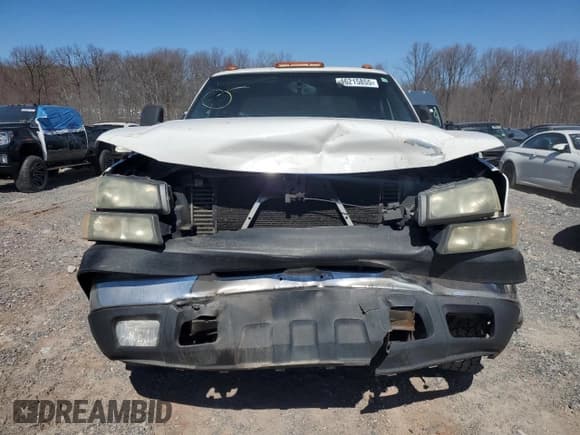 ✅ 2006 Chevrolet Silverado 2500HD LT2 • VIN: 1GCHK23D06F146802 • Lot: 46215855. Wystawiony na Copart z przebiegiem 296 034 mil. Bezpłatny archiwum sprzedaży aukcyjnych z USA i szczegółowy raport historii pojazdu na DreamBid. Zdjęcie 5.