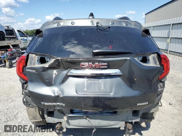 ✅ 2021 GMC Terrain SLE • VIN: 3GKALTEV4ML325426 • Lot: 71919465. Wystawiony na Copart z przebiegiem 46 444 mil. Bezpłatny archiwum sprzedaży aukcyjnych z USA i szczegółowy raport historii pojazdu na DreamBid. Zdjęcie 6.