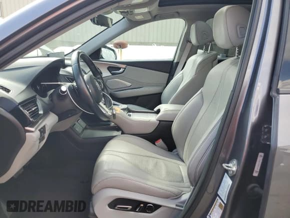 ✅ 2020 Acura RDX Technology • VIN: 5J8TC2H52LL010291 • Lot: 69790555. Wystawiony na Copart z przebiegiem 72 830 mil. Bezpłatny archiwum sprzedaży aukcyjnych z USA i szczegółowy raport historii pojazdu na DreamBid. Zdjęcie 7.