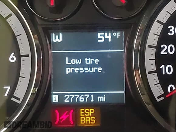 ✅ 2009 Dodge 1500 TRX • VIN: 1D3HV18P09S803945 • Lot: 41465266. Wystawiony na IAAI z przebiegiem 277 671 mil. Bezpłatny archiwum sprzedaży aukcyjnych z USA i szczegółowy raport historii pojazdu na DreamBid. Zdjęcie 15.