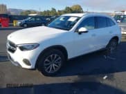 ✅ 2024 Mercedes-Benz GLC 300 • VIN: W1NKM4HBXRF199040 • Lot: 43483656. Wystawiony na IAAI z przebiegiem 10 398 mil. Bezpłatny archiwum sprzedaży aukcyjnych z USA i szczegółowy raport historii pojazdu na DreamBid. Zdjęcie 2.