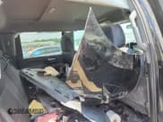 ✅ 2023 Chevrolet Silverado 2500HD Custom • VIN: 1GC4YME7XPF255902 • Lot: 63294405. Wystawiony na Copart z przebiegiem 63 199 mil. Bezpłatny archiwum sprzedaży aukcyjnych z USA i szczegółowy raport historii pojazdu na DreamBid. Zdjęcie 12.