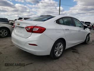 ✅ 2019 Chevrolet Cruze LT • VIN: 1G1BE5SM2K7116357 • Lot: 63809882. Listed on Copart with 88,335 mi. Free auction sales archive from the USA and detailed vehicle history report at DreamBid. Image 4.