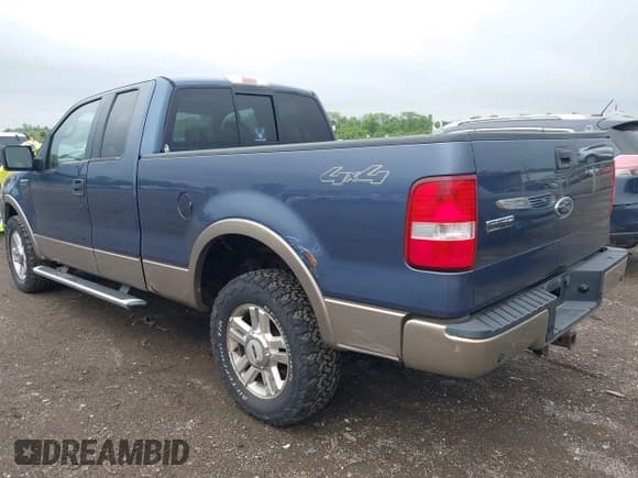 ✅ 2004 Ford F-150 XLT • VIN: 1FTPX14564NA50965 • Lot: 42299204. Listed on IAAI with 104,901 mi. Free auction sales archive from the USA and detailed vehicle history report at DreamBid. Image 3.