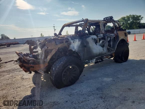 ✅ 2023 Ford Bronco Badlands • VIN: 1FMEE5DP0PLB49220 • Lot: 67376025. Listed on Copart with Not provided. Free auction sales archive from the USA and detailed vehicle history report at DreamBid. Image 1.