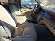 ✅ 2013 GMC Yukon XL SLT • VIN: 1GKS1KE04DR164576 • Lot: 41042003. Wystawiony na IAAI z przebiegiem 154 715 mil. Bezpłatny archiwum sprzedaży aukcyjnych z USA i szczegółowy raport historii pojazdu na DreamBid. Zdjęcie 5.