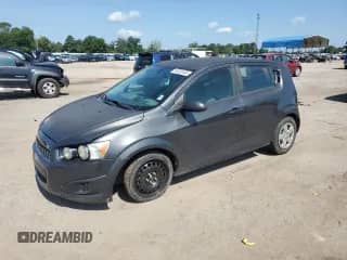 2016 Chevrolet Sonic LS с VIN 1G1JA6SH7G4166308, выставлен на аукционе Copart как лот 64320455 с пробегом 216 715 миль миль и Списание • Salvage title. История ставок и продаж доступна на DreamBid. Изображение 1.