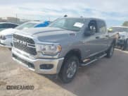 ✅ 2024 Ram 2500 Big Horn • VIN: 3C6UR5DL7RG291587 • Lot: 43842100. Listed on IAAI with 47,481 mi. Free auction sales archive from the USA and detailed vehicle history report at DreamBid. Image 17.