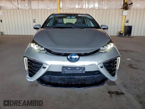 ✅ 2017 Toyota Mirai • VIN: JTDBVRBD9HA003452 • Lot: 94504225. Wystawiony na Copart z przebiegiem 31 888 mil. Bezpłatny archiwum sprzedaży aukcyjnych z USA i szczegółowy raport historii pojazdu na DreamBid. Zdjęcie 5.