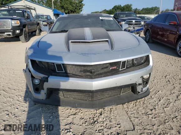 ✅ 2012 Chevrolet Camaro 1LT • VIN: 2G1FF1E33C9133758 • Lot: 64949965. Listed on Copart with 157,911 mi. Free auction sales archive from the USA and detailed vehicle history report at DreamBid. Image 5.