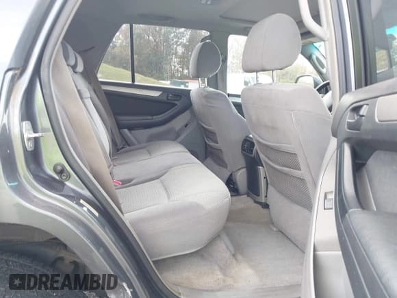 ✅ 2004 Toyota 4Runner SR5 Sport • VIN: JTEBU14R240054381 • Лот: 43582781. Опубликован ранее на IAAI с пробегом 244 828 миль. Бесплатный доступ к архиву аукционных продаж из США и подробный отчёт об истории автомобиля на DreamBid. Изображение 8.