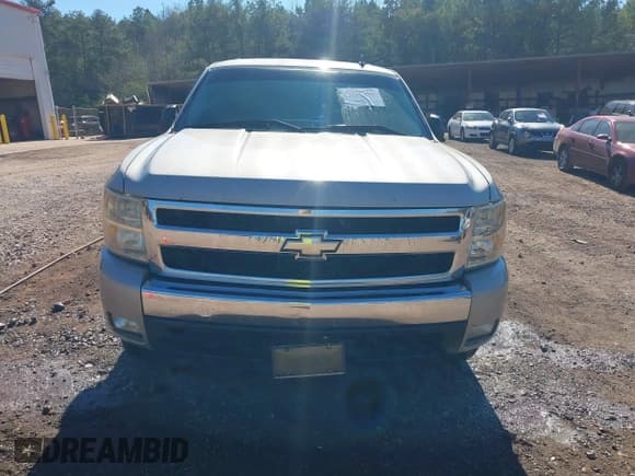 ✅ 2007 Chevrolet Silverado 1500 1LT • VIN: 2GCEC13J371727655 • Lot: 43605905. Listed on IAAI with 345,687 mi. Free auction sales archive from the USA and detailed vehicle history report at DreamBid. Image 12.