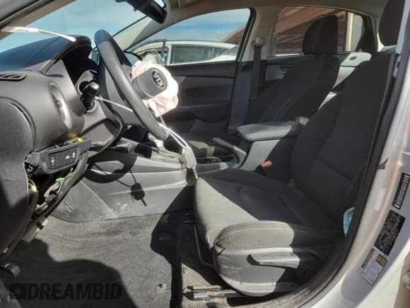 ✅ 2021 Kia Forte LXS • VIN: 3KPF24AD8ME407316 • Лот: 85342685. Опубликован ранее на Copart с пробегом 55 790 миль. Бесплатный доступ к архиву аукционных продаж из США и подробный отчёт об истории автомобиля на DreamBid. Изображение 7.