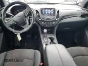 ✅ 2022 Chevrolet Equinox RS • VIN: 3GNAXMEV6NS155932 • Лот: 90132795. Опубликован ранее на Copart с пробегом 45 638 миль. Бесплатный доступ к архиву аукционных продаж из США и подробный отчёт об истории автомобиля на DreamBid. Изображение 8.